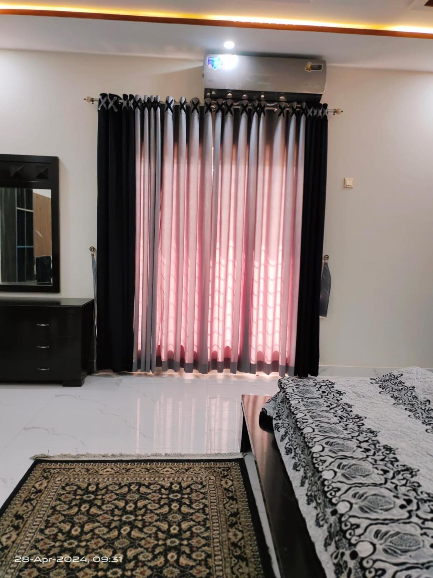 2&3 Bedroom Independent House Valencia Town Lahore Exteriér fotografie